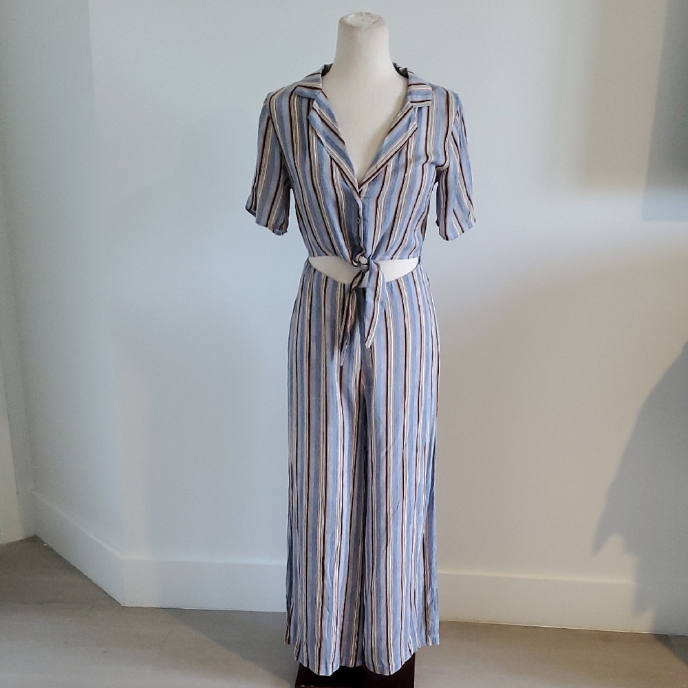 L'ATISTE women’s Blue Striped Jumpsuit with Tie Waist Size S new with tags